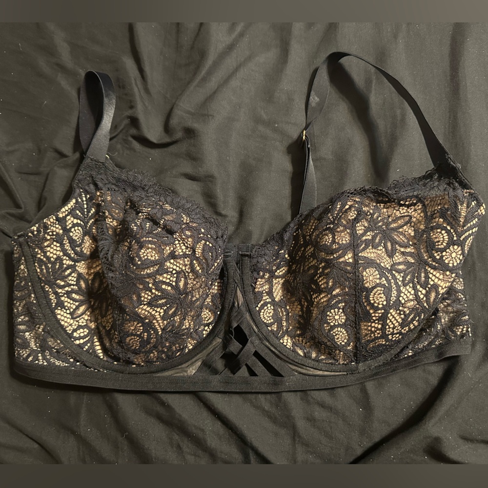 Elegant Black Lace Bra